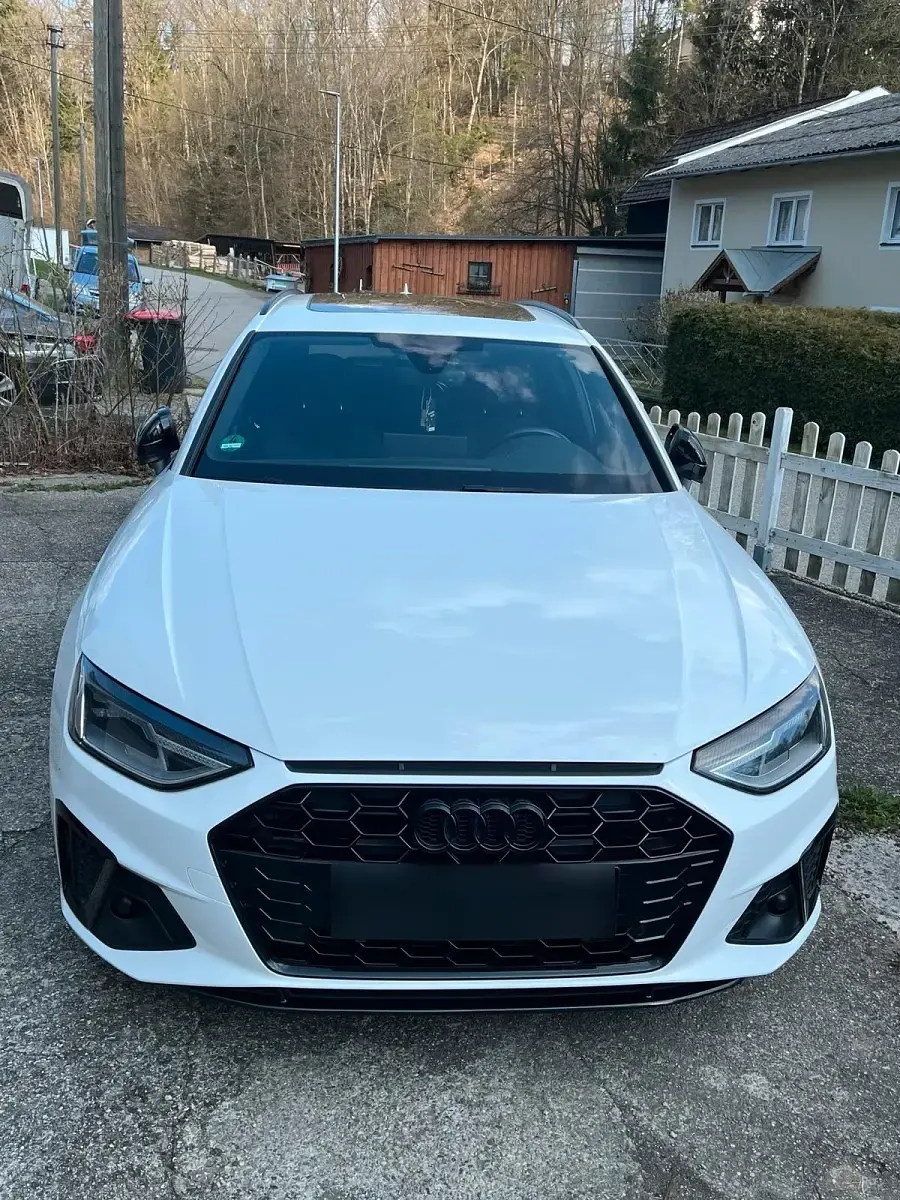 Gebraucht Audi A4 Ambiente 163 PS (119 kW) 2020 Weiß Kombi