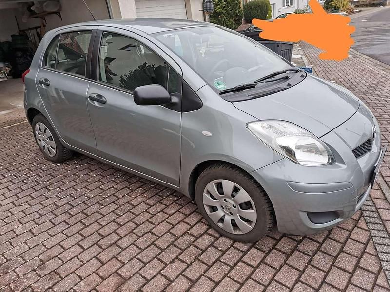 Gebraucht Toyota Yaris Cool 101 PS (74 kW) 2009 Limousine