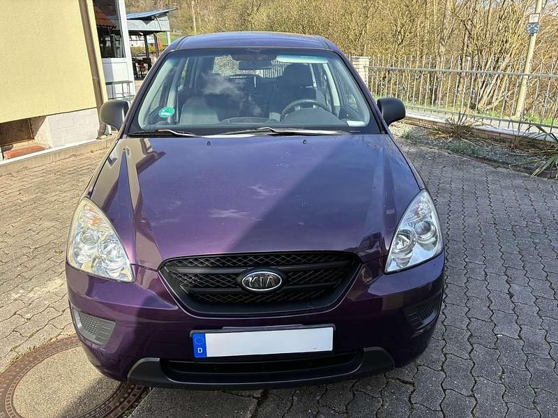 Gebraucht Kia Carens Basis 144 PS (105 kW) 2007 Violett Van / Kleinbus