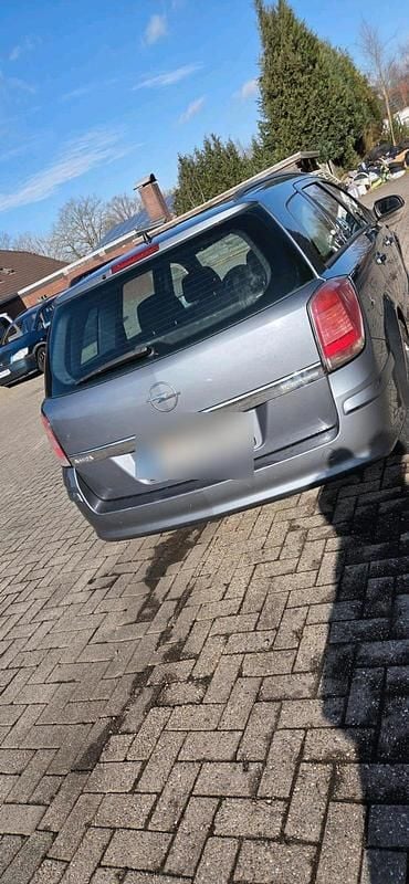 Gebraucht Opel Astra 105 PS (77 kW) 2006 Grau Kombi