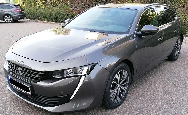 Grau Gebraucht 2021 Peugeot 508 Allure Kombi | 20.499 € (Superpreis) - Bild 1/4