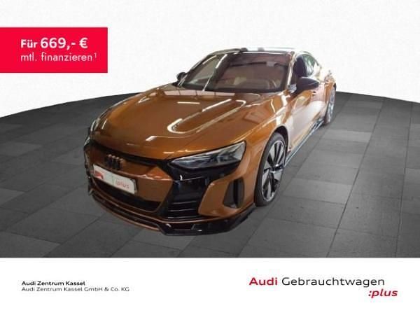 Braun (individuallackierungen audi exclusive) Gebraucht 2022 Audi e-tron GT quattro Ambiente Limousine | 55.991 € (Fairer Preis) - Bild 1/3