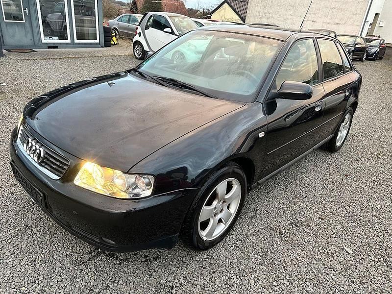Gebraucht Audi A3 Attraction 102 PS (75 kW) 2003 Schwarz Limousine