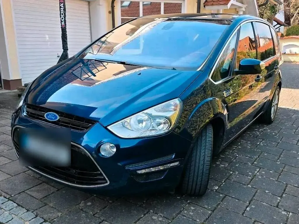Second-hand Ford S-MAX S 140 CP (102 kW) 2010 Albastru Monovolum