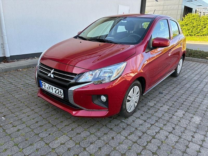 Gebraucht Mitsubishi Space Star Select 71 PS (52 kW) 2024 Rot Kleinwagen