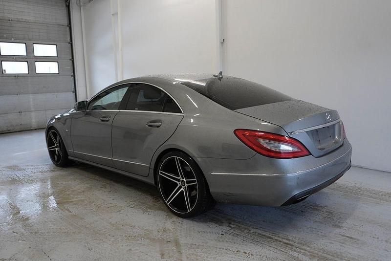 Gebraucht Mercedes CLS350 265 PS (194 kW) 2011 Silber Limousine