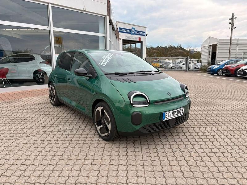 Neu Renault Twingo Urban 60 kW (82 PS) 2026 Grün Kleinwagen