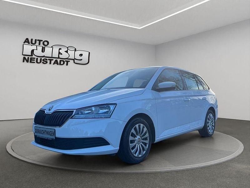 Weiß Gebraucht 2022 Skoda Fabia Cool Plus Kombi | 12.490 € (Fairer Preis) - Bild 1/4