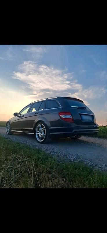 Gebraucht Mercedes C350 260 PS (191 kW) 2012 Grau Kombi