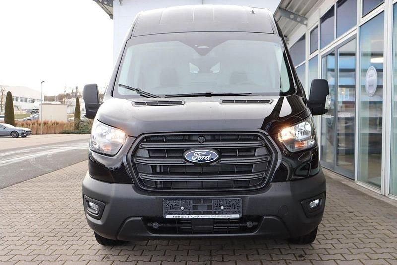 Nouvelle Ford Transit Trend 165 ch (121 kW) 2025 Noir Berline