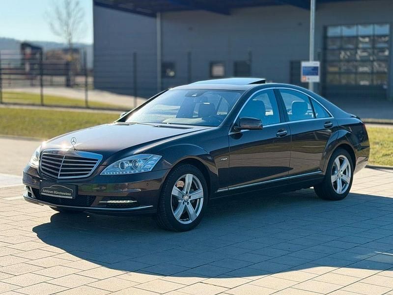Gebraucht Mercedes S350 258 PS (189 kW) 2012 Braun Limousine