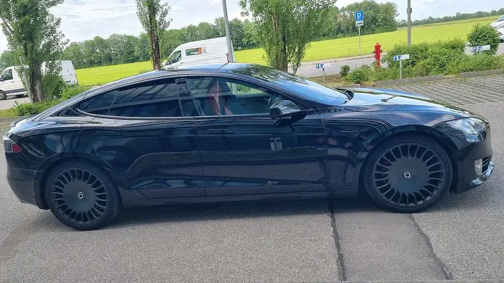 Gebraucht Tesla Model S Performance 584 kW (795 PS) 2021 Schwarz Kleinwagen