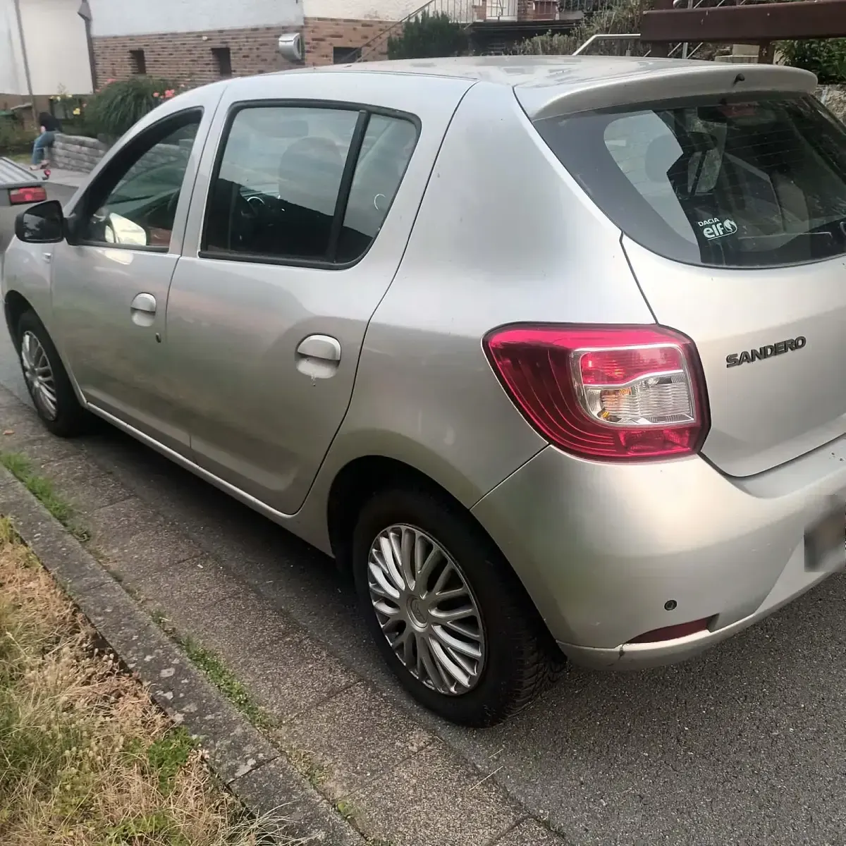 Gebraucht Dacia Sandero 90 PS (66 kW) 2015 Silber Kleinwagen