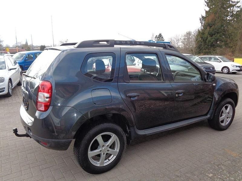 Gebraucht Dacia Duster Lauréate 114 PS (83 kW) 2016 Grau SUV