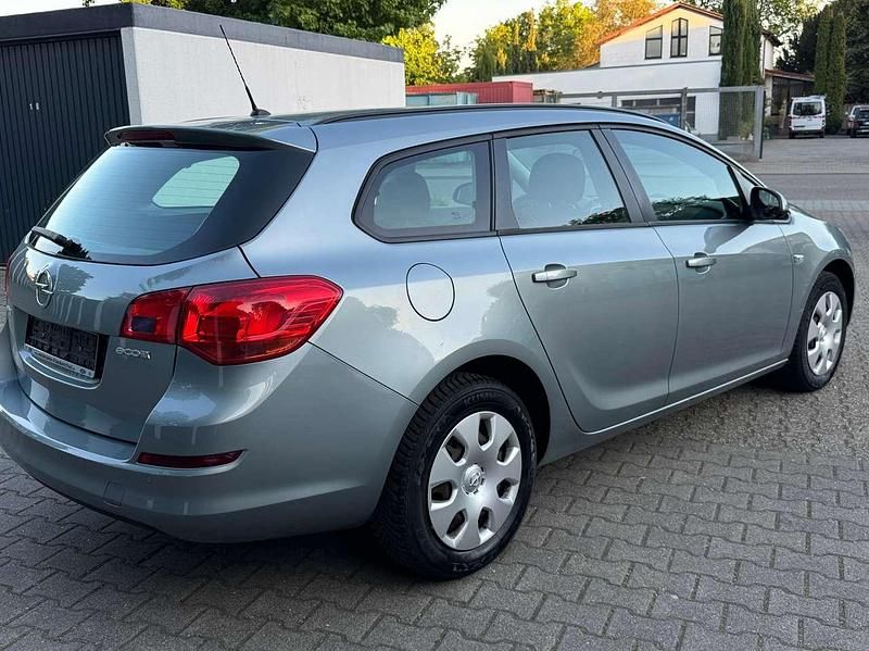 Brugt Opel Astra Edition 101 HK (74 kW) 2012 Sølv Stationcar