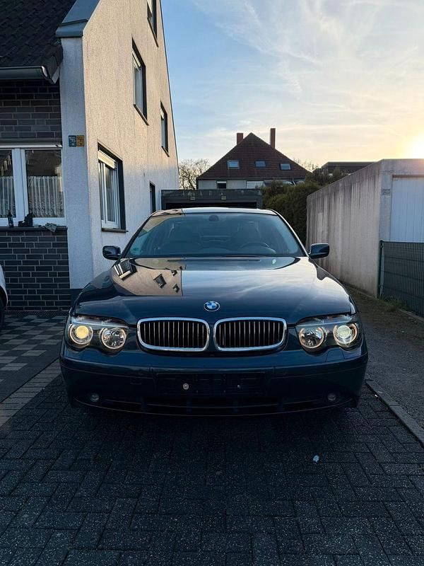 Gebraucht BMW 735 272 PS (200 kW) 2002 Beige Limousine