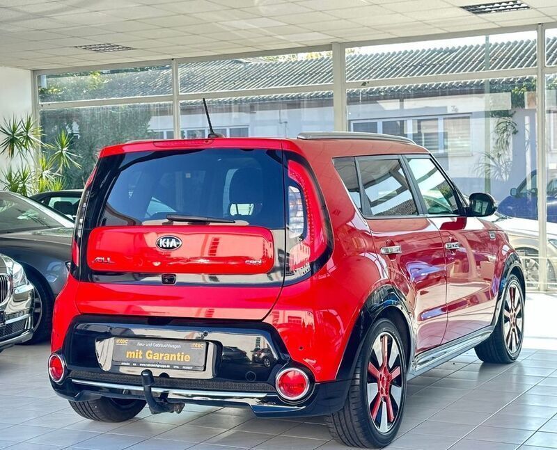 Gebraucht Kia Soul 136 PS (100 kW) 2015 Rot SUV