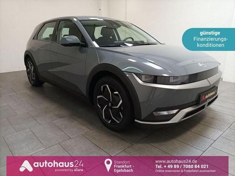 Grau Gebraucht 2021 Hyundai Ioniq 6 Dynamiq Limousine | 21.470 € (Guter Preis) - Bild 1/4