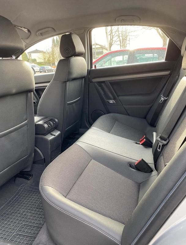 Gebraucht Opel Vectra 156 PS (114 kW) 2006 Grau Limousine