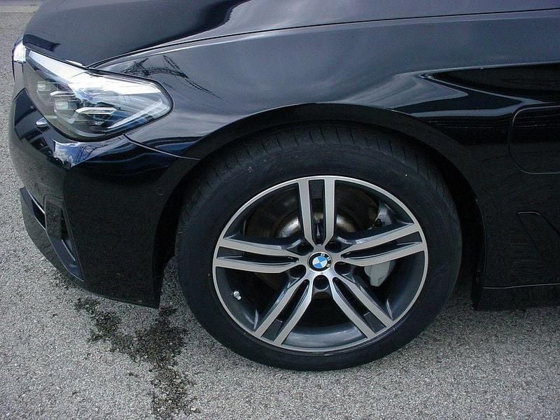 Gebraucht BMW 530 Sport Line 292 PS (214 kW) 2021 Schwarz Limousine