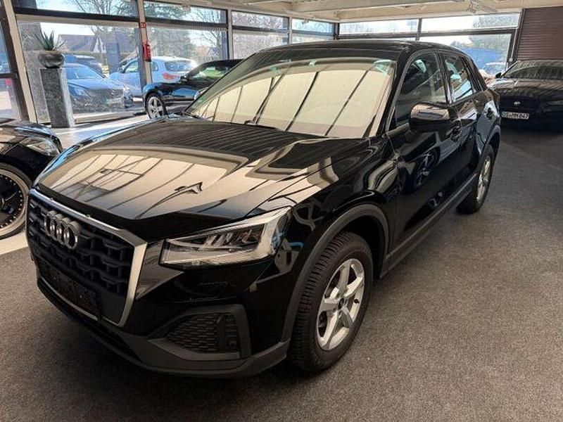Gebraucht Audi Q2 Basis 150 PS (110 kW) 2022 Schwarz SUV