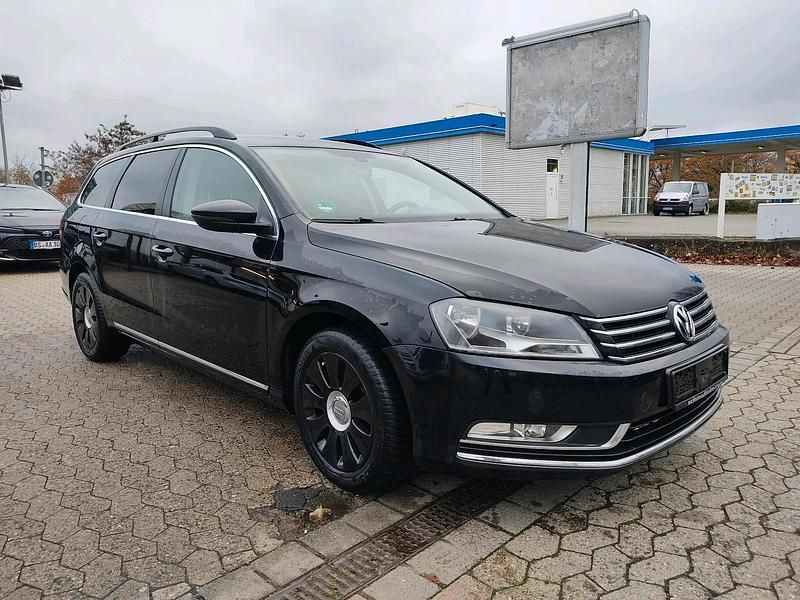 Schwarz Gebraucht 2014 VW Passat Kombi | 6.900 € (Superpreis) - Bild 1/4