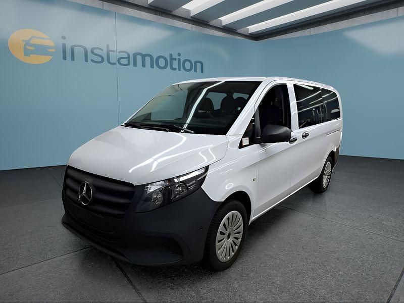 Weiß Gebraucht 2024 Mercedes Vito Van / Kleinbus | 44.899 € - Bild 1/4
