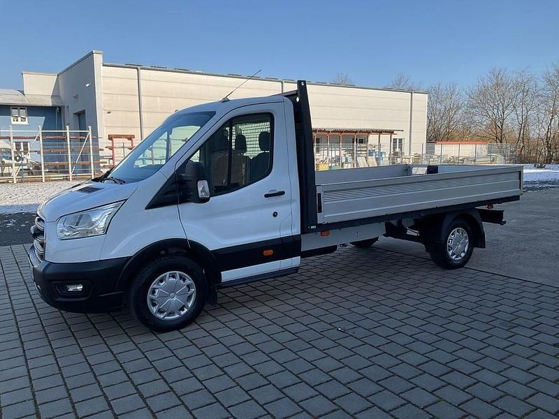 Gebraucht Ford Transit Trend 131 PS (96 kW) 2020 Frozen white