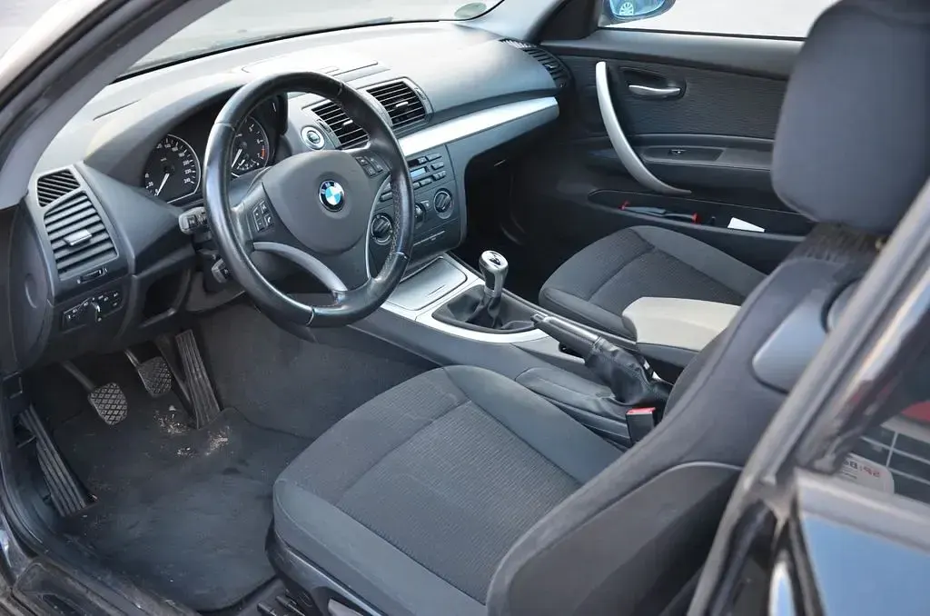 Gebraucht BMW 116 Advantage 122 PS (89 kW) 2008 Schwarz Kleinwagen