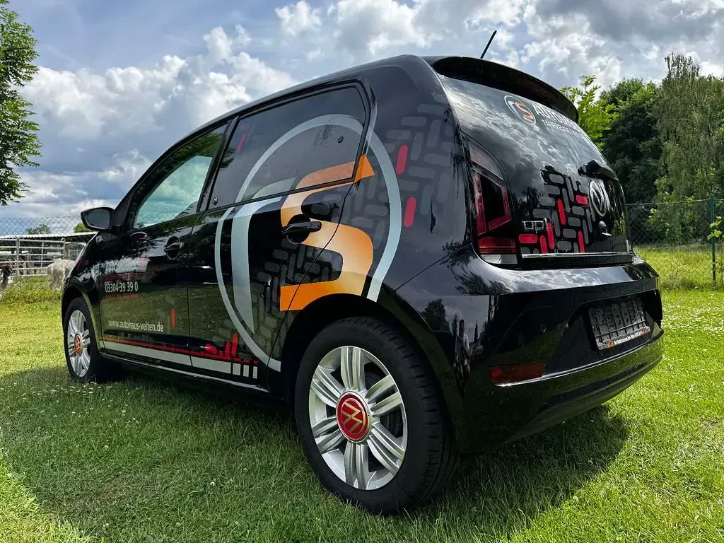 Gebraucht VW up! Beats 65 PS (47 kW) 2023 Deep black Kleinwagen