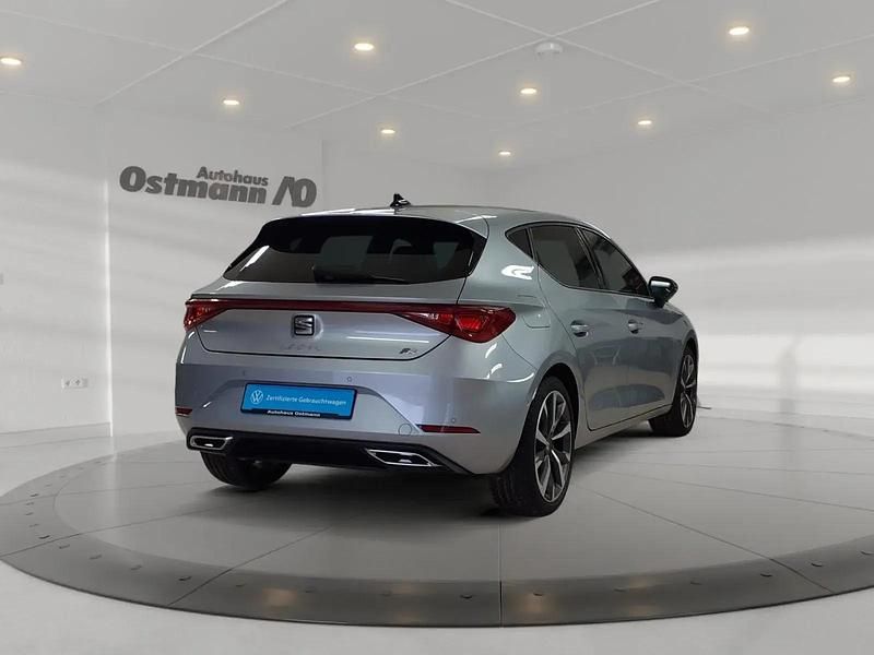 Second-hand Seat Leon FR 150 CP (110 kW) 2022 Argintiu Berlinǎ