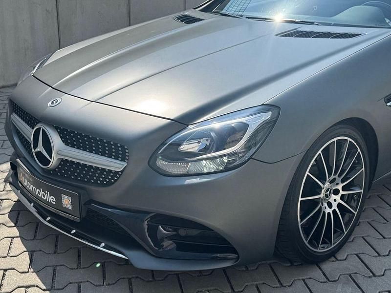 Gebraucht Mercedes SLC200 AMG 184 PS (135 kW) 2020 Grau Cabrio