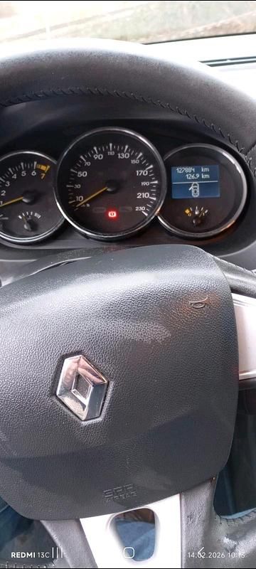 Gebraucht Renault Fluence 140 PS (102 kW) 2011 Grau Limousine