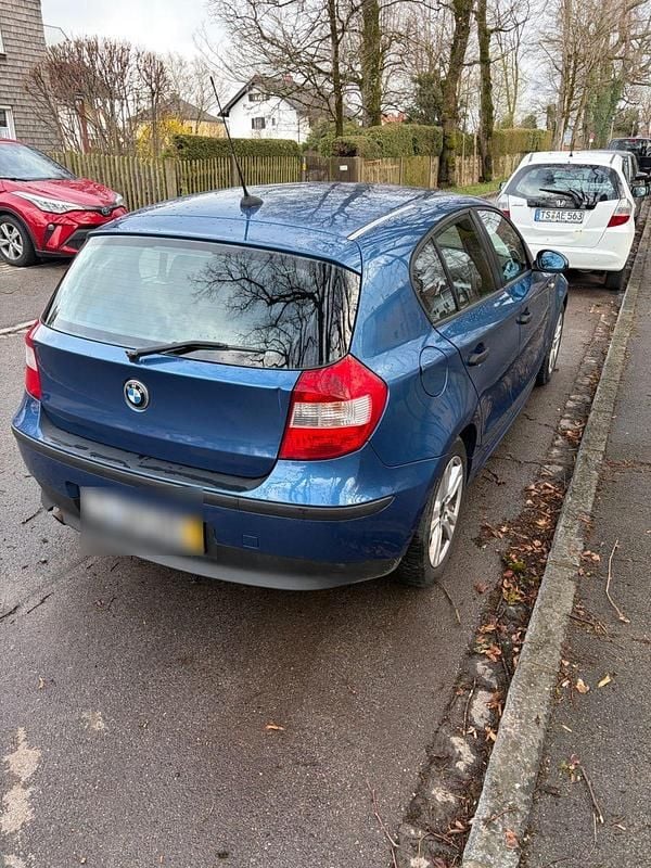 Gebraucht BMW 118 143 PS (105 kW) 2006 Blau Kleinwagen