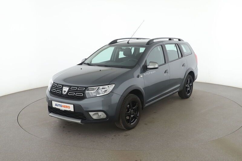 Grau Gebraucht 2017 Dacia Logan MCV Celebration Kombi | 11.110 € (Fairer Preis) - Bild 1/4