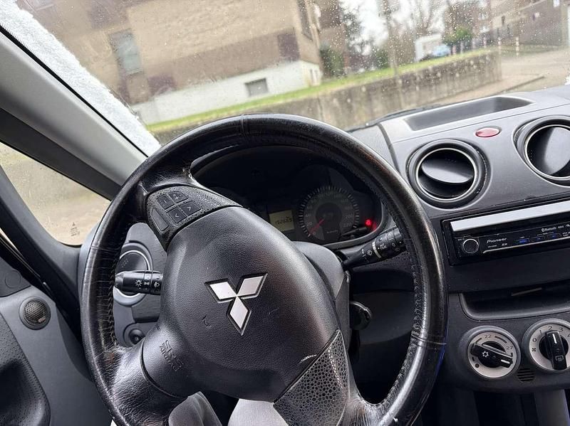 Gebraucht Mitsubishi Colt Edition 95 PS (69 kW) 2011 Limousine