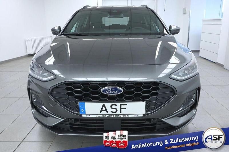 Neu Ford Focus ST-Line X 155 PS (114 kW) 2025 Grau Limousine