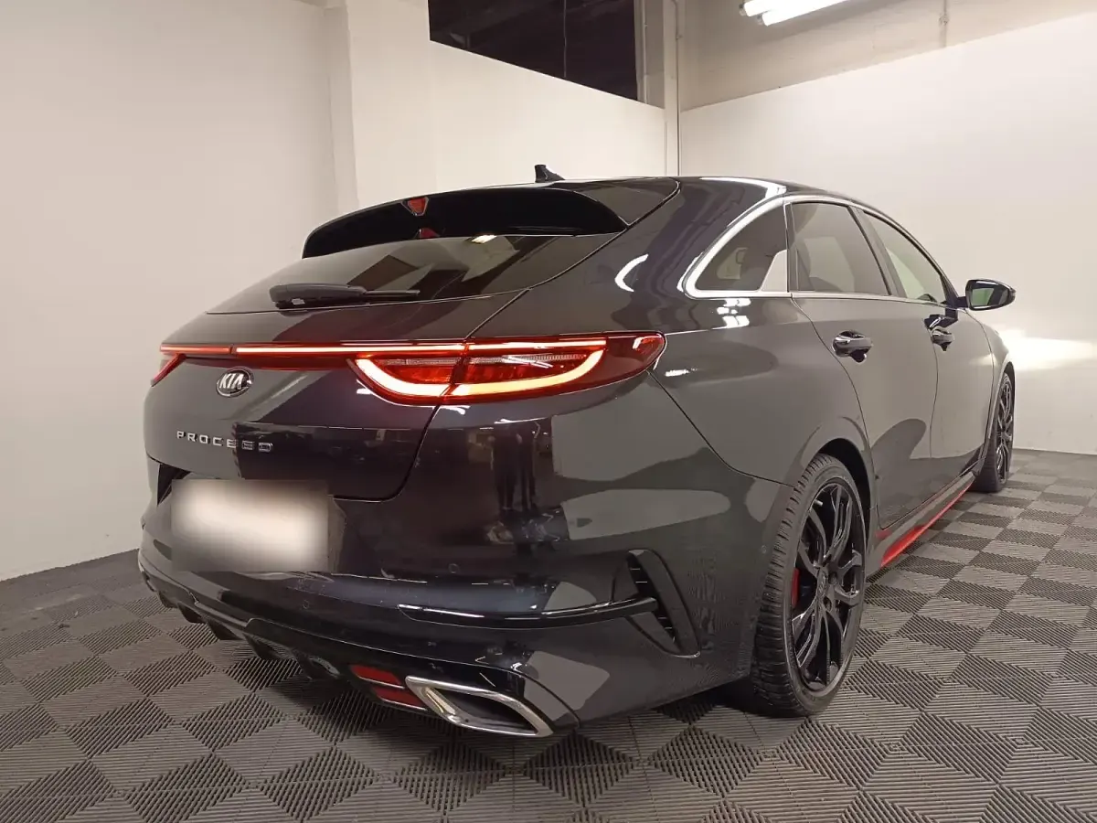 Używany Kia ProCeed GT 204 KM (150 kW) 2020 Czarny Kombi