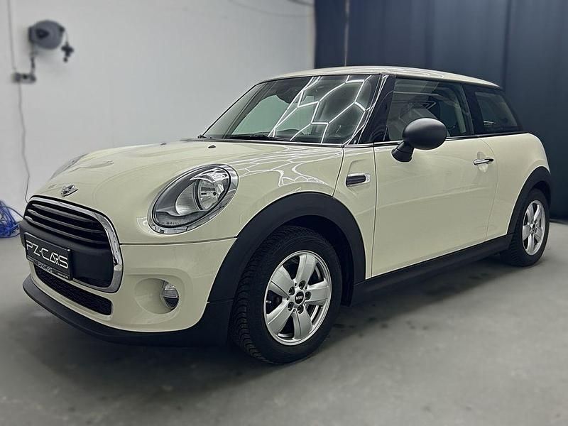 Weiß Gebraucht 2015 Mini ONE Kleinwagen | 10.790 € (Fairer Preis) - Bild 1/4