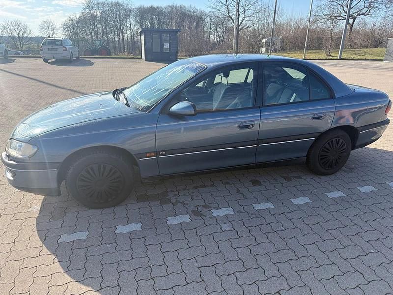 Gebraucht Opel Omega 136 PS (100 kW) 1999 Blau Limousine