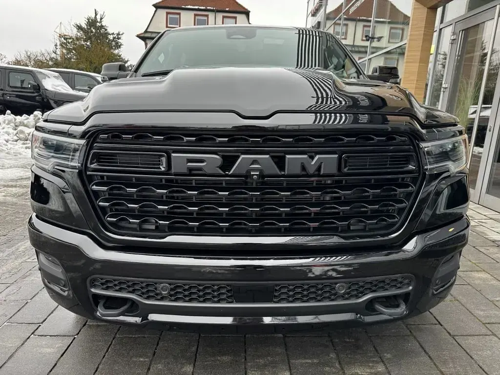 Neu Dodge Ram Limited 540 PS (397 kW) 2025 Schwarz Pickup