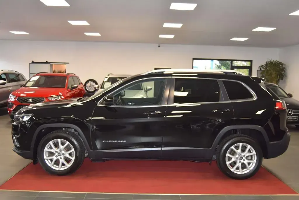 Gebraucht Jeep Cherokee Limited 194 PS (142 kW) 2020 Diamond black SUV