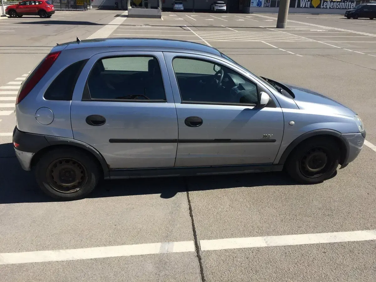 Gebraucht Opel Corsa 75 PS (55 kW) 2003 Grau Kleinwagen