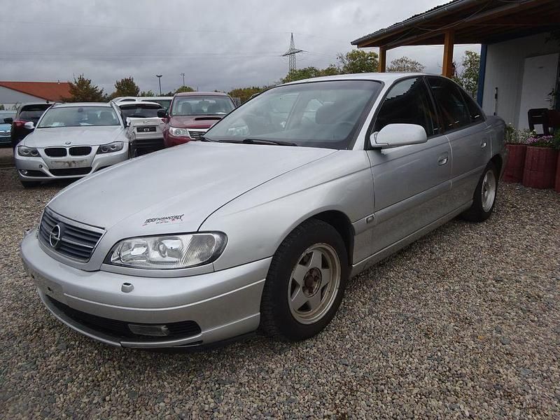 Silber Gebraucht 2001 Opel Omega Elegance Limousine | 750 € (Superpreis) - Bild 1/4