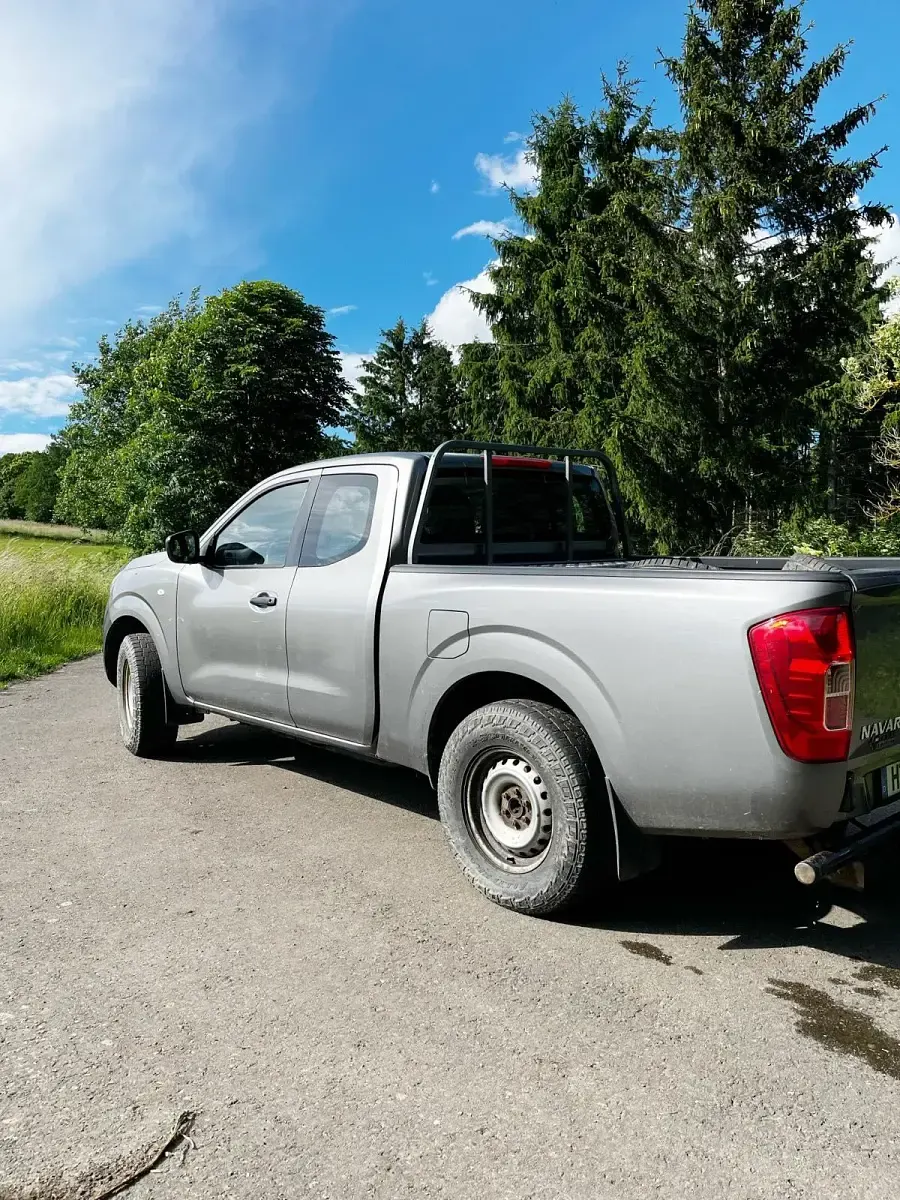 Gebraucht Nissan Navara 163 PS (119 kW) 2017 Grau Pickup
