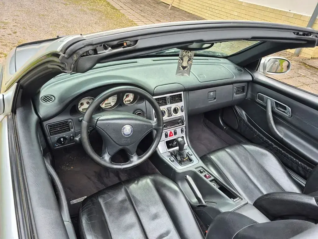 Gebraucht Mercedes SLK200 163 PS (119 kW) 2003 Silber Cabrio
