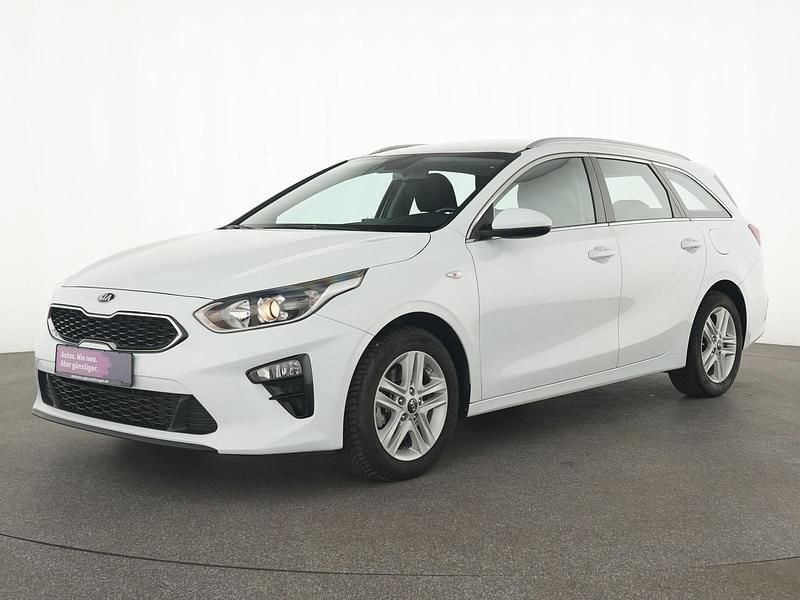 Weiß Gebraucht 2019 Kia Ceed Kombi | 14.774 € (Guter Preis) - Bild 1/4