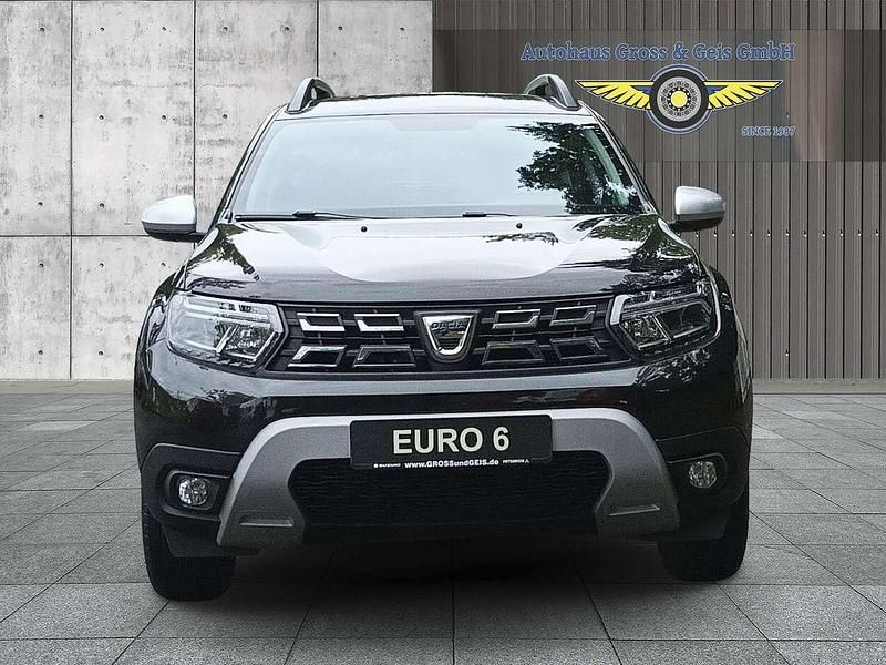 Black pearl metallic Gebraucht 2022 Dacia Duster Prestige SUV | 17.500 € (Fairer Preis) - Bild 1/4