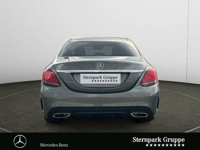 Gebraucht Mercedes C200 AMG 184 PS (135 kW) 2018 Andere Limousine