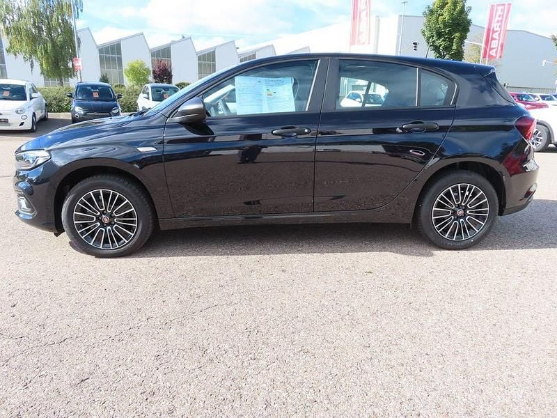 Schwarz Neu 2024 Fiat Tipo Cross Limousine | 21.700 € (Fairer Preis) - Bild 1/4